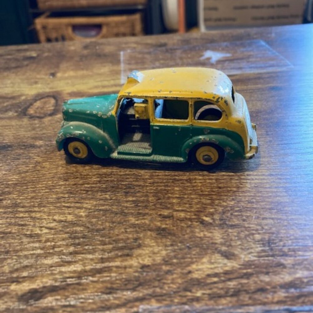 Vintage Dinky toys #254 taxicab